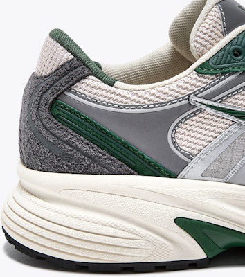 Diadora MYTHOS STAR Sepatu Lari Pria/Wanita 501.181239_C4774 Purchase Diadora MYTHOS STAR Sepatu Lari Pria/Wanita 501.181239_C4774