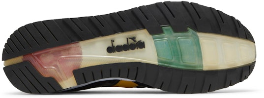 Diadora N9002 Lux 'Hitam Emas Mewah' 501-178351-C6341 Shop Diadora N9002 Lux 'Hitam Emas Mewah' 501-178351-C6341