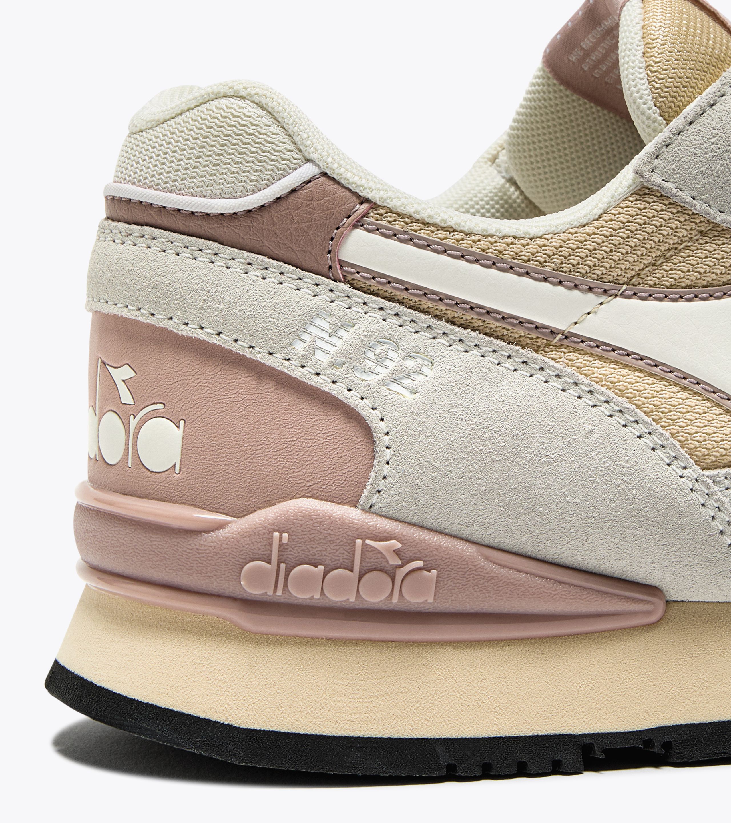 Purchase Diadora N.92 ADVANCE Sepatu Sneaker Pria/Wanita 501.181441_D1229