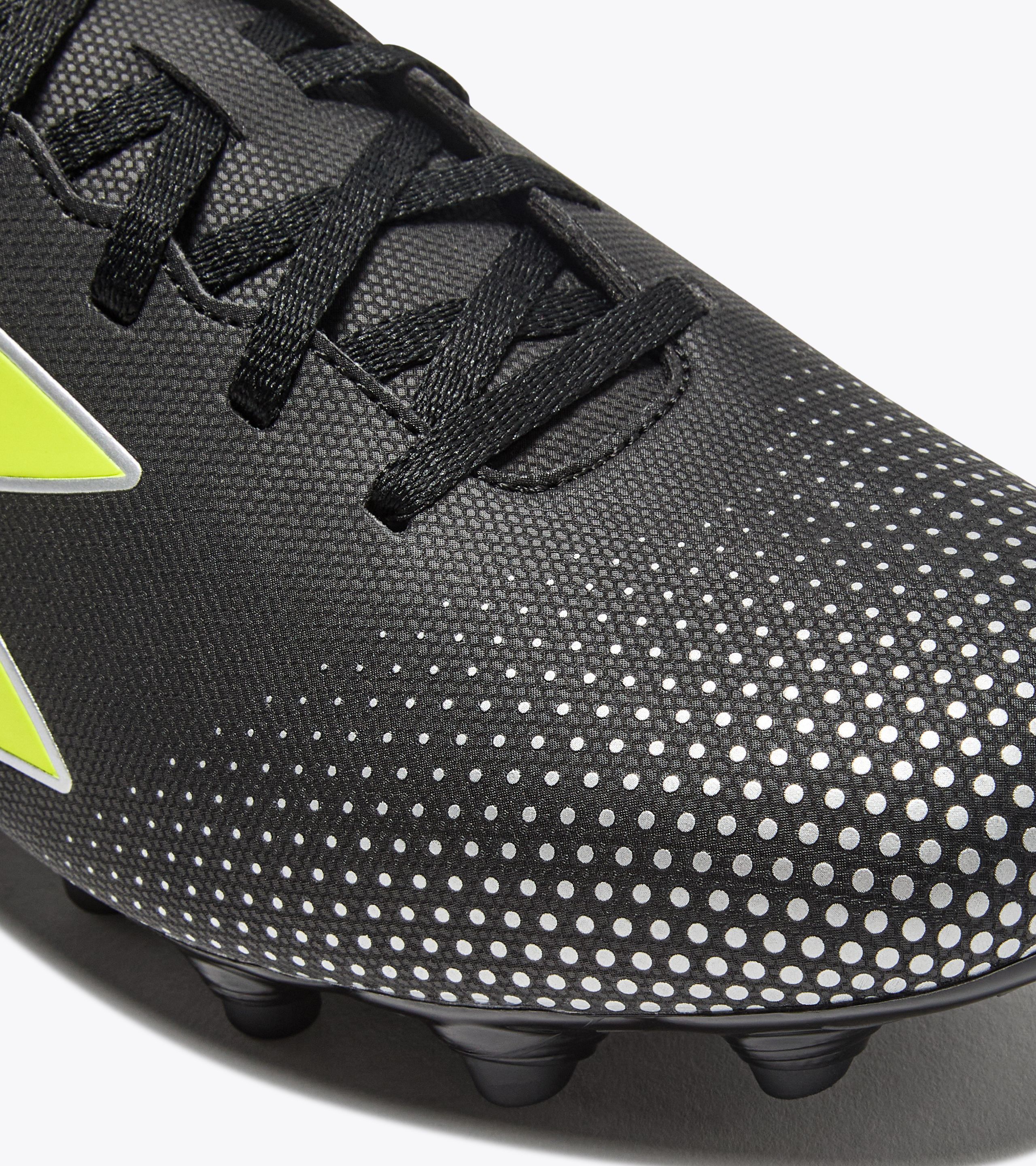 Lookbook Diadora PICHICHI 7 MG14 足球鞋 101.180709_C3262