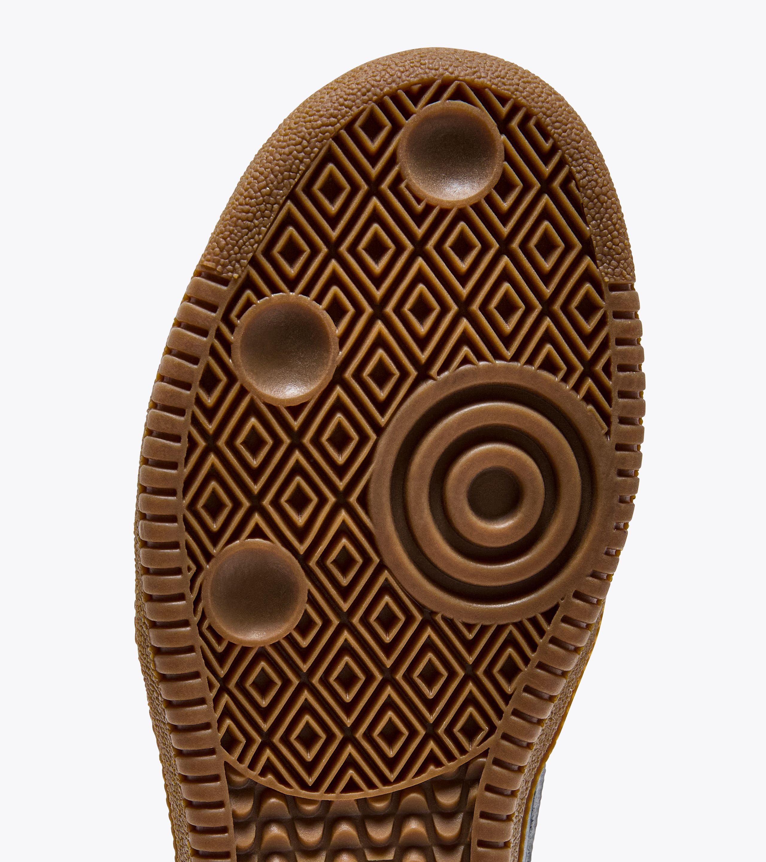 Purchase Diadora Sepatu Trainer 501.181246_C0641