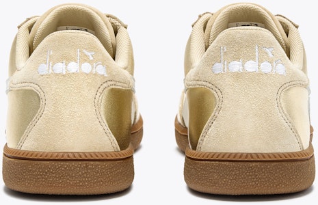 Diadora TRAINER METALLIC Sepatu Sneakers Wanita Emas 501.181987_25031 Order Diadora TRAINER METALLIC Sepatu Sneakers Wanita Emas 501.181987_25031