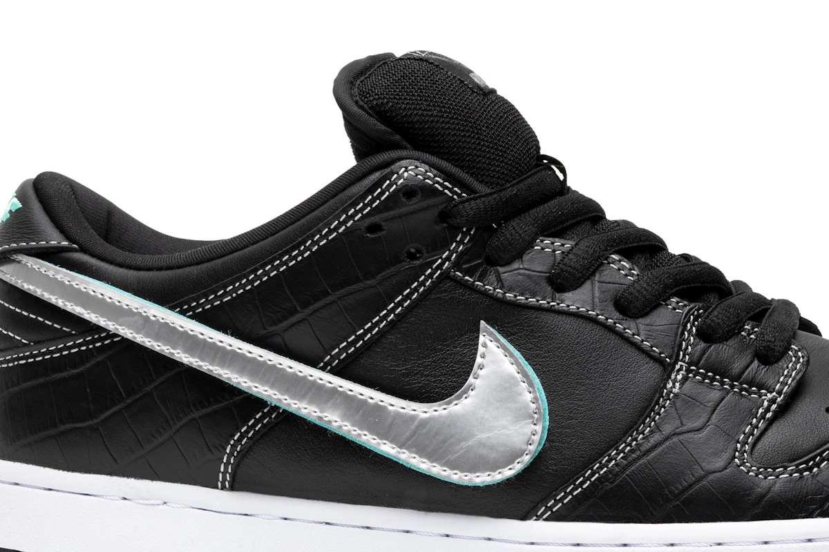 Diamond Supply Co. x Nike SB Dunk Low Pro 'Black Diamond' BV1310-001