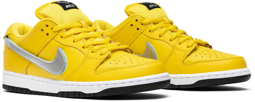 Nike sb dunk low diamond yellow on sale