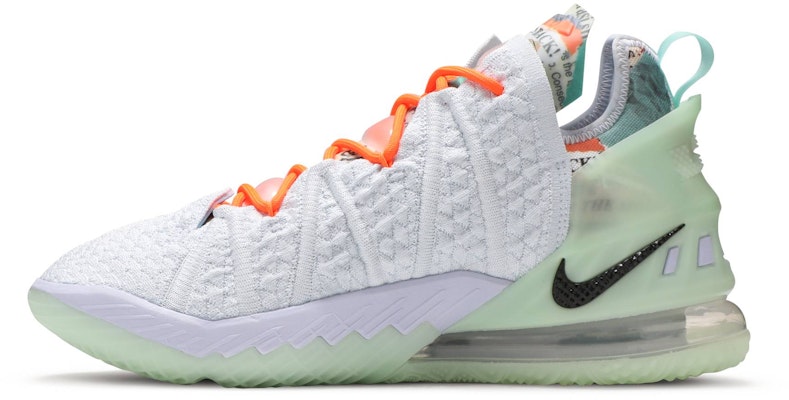 Diana Taurasi x Nike LeBron 18 'GOAT Vision' CQ9283-401 Lookbook Diana Taurasi x Nike LeBron 18 'GOAT Vision' CQ9283-401