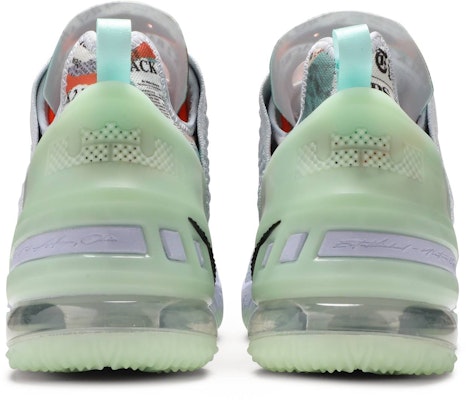 Diana Taurasi x Nike LeBron 18 'GOAT Vision' CQ9283-401 Details for Diana Taurasi x Nike LeBron 18 'GOAT Vision' CQ9283-401