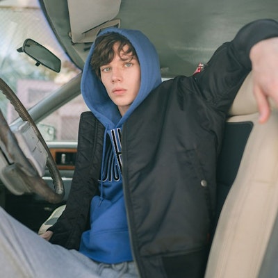 迪克斯黑色學院風夾克,亮色羅紋飾邊 DK007003CC2 Shop 迪克斯黑色學院風夾克,亮色羅紋飾邊 DK007003CC2