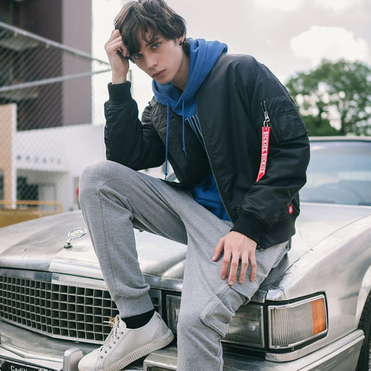 Sizing 迪克斯黑色學院風夾克，亮色羅紋飾邊 DK007003CC2