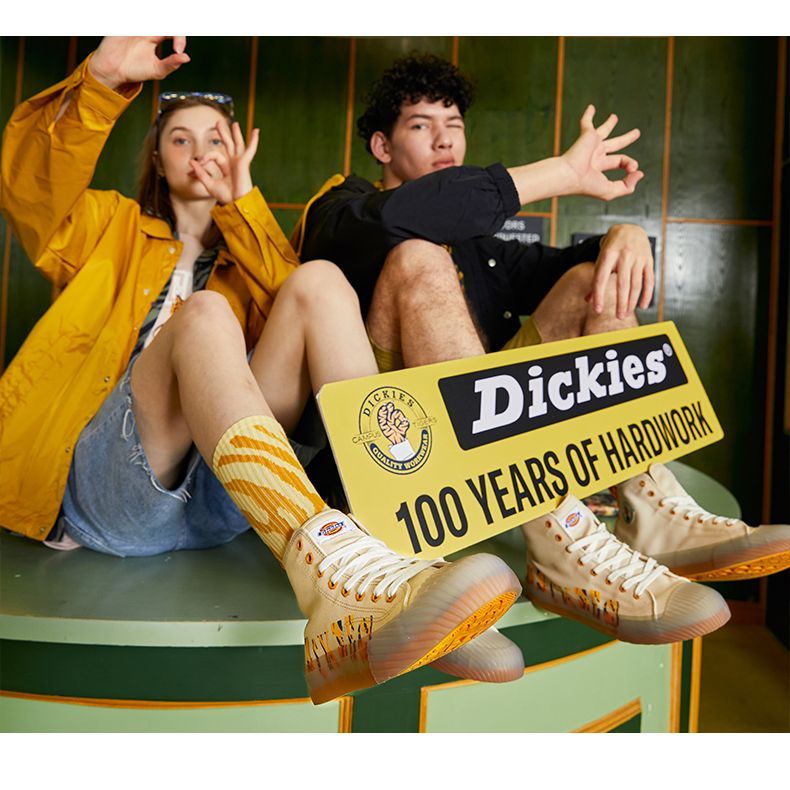 Sizing Dickies Kanvas 'Beige Motif Loreng Harimau' 221N50LXS52