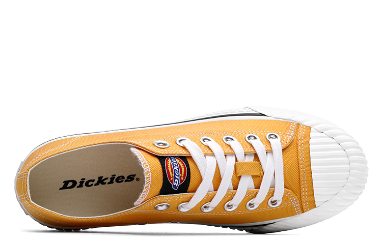 Lookbook Dickies Kasut Rendah Kanvas Klasik 'Tan' DKCNS2115-T