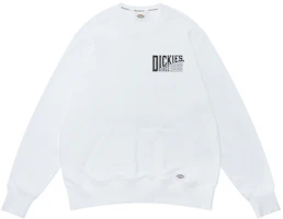 Dickies Embroidered Logo Crewneck Sweatshirt White Standard Fit DK009449C4D Dickies Embroidered Logo Crewneck Sweatshirt White Standard Fit DK009449C4D