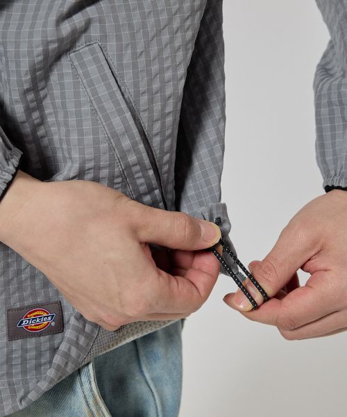 Details for Dickies Grid Check Light Windbreaker Gray DIKU251LRJK004GR0