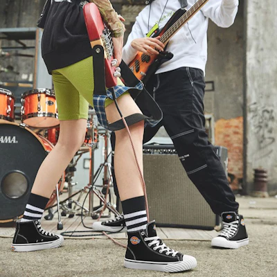 Dickies Hoge Canvas Schoenen ''Zwart Met Fleecevoering'' 203N50LXS51M Details for Dickies Hoge Canvas Schoenen ''Zwart Met Fleecevoering'' 203N50LXS51M