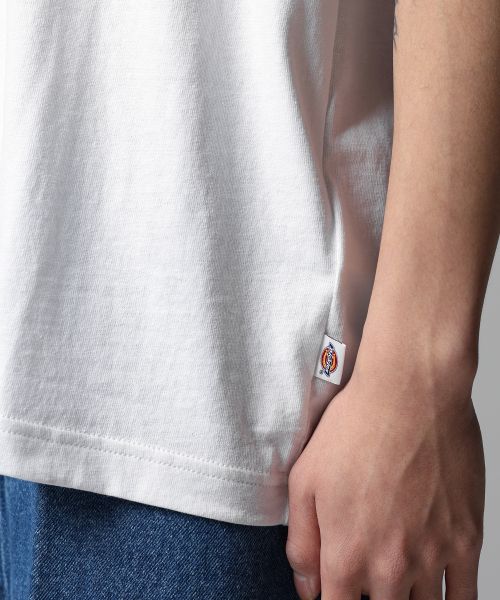 Sizing Dickies Tree Logo T-Shirt White DIKU251LRTS008WH0