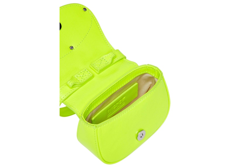 Lookbook ディーゼル 1DR XS ミニバッグ 蛍光イエロー
