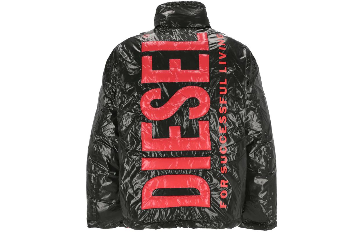 Lookbook 디젤 블랙 하이넥 집업 로고 자켓 긴소매 캐주얼웨어. A106070JKKL-9XX