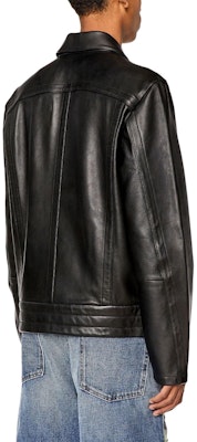 디젤 블랙 슬림핏 긴팔 집업 칼라 재킷. A105140WFAN9XX Shop 디젤 블랙 슬림핏 긴팔 집업 칼라 재킷. A105140WFAN9XX