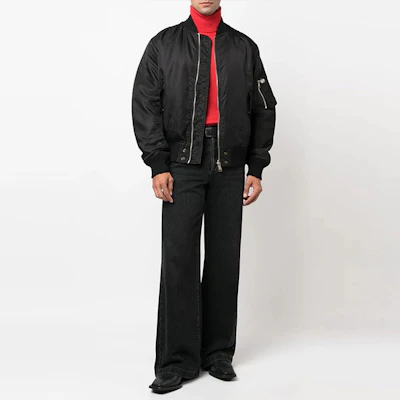 DIESEL 黑色纯色标志贴拉链夹克 A062900KBAT9XX Lookbook DIESEL 黑色纯色标志贴拉链夹克 A062900KBAT9XX