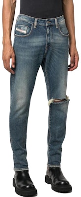 DIESEL 中腰修身漸層直筒牛仔褲 A03562007M5 Purchase DIESEL 中腰修身漸層直筒牛仔褲 A03562007M5