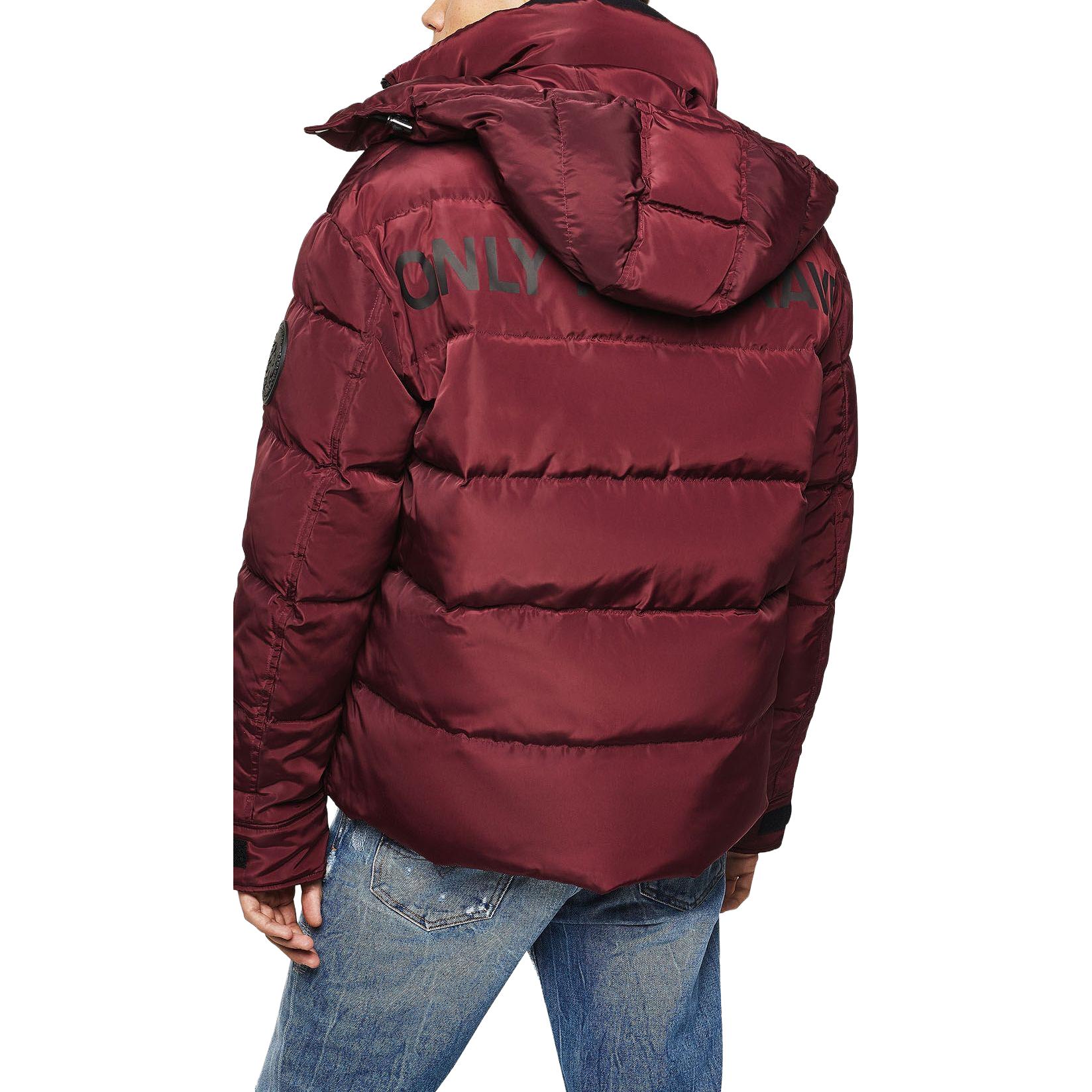 Lookbook DIESEL 粉色可拆卸帽羽绒夹克. 00SWF00HAVA-red