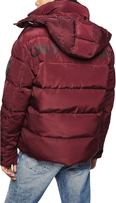 DIESEL 粉色可拆卸帽羽绒夹克. 00SWF00HAVA-red Lookbook DIESEL 粉色可拆卸帽羽绒夹克. 00SWF00HAVA-red