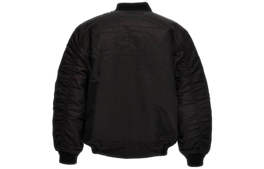 Lookbook 디젤 리버시블 블랙 자켓, 포켓과 지퍼 디자인. A106730HCAS9XX