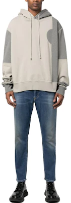 DIESEL Slim Fit Jeans Potongan Pendek Distressed A01898068CX-01 Lookbook DIESEL Slim Fit Jeans Potongan Pendek Distressed A01898068CX-01