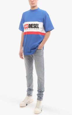 DIESEL 直筒牛仔褲附可拆卸皮帶 A03595069YX01 Shop DIESEL 直筒牛仔褲附可拆卸皮帶 A03595069YX01