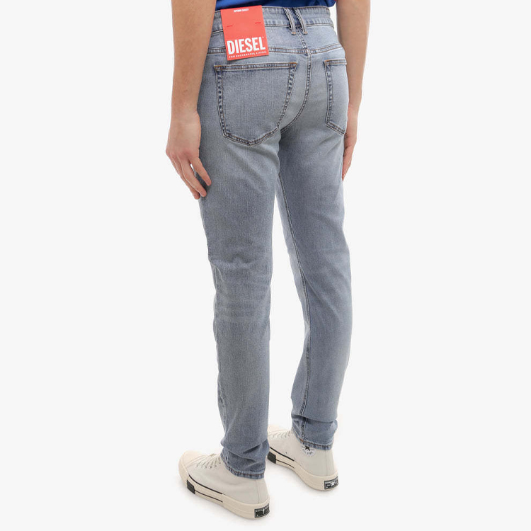 Details for DIESEL 直筒牛仔褲附可拆卸皮帶 A03595069YX01