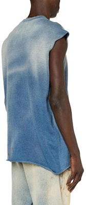 디젤 빈티지 민소매 크루넥 티셔츠 SS23 라이트 블루. A103530TFAE-81E Shop 디젤 빈티지 민소매 크루넥 티셔츠 SS23 라이트 블루. A103530TFAE-81E