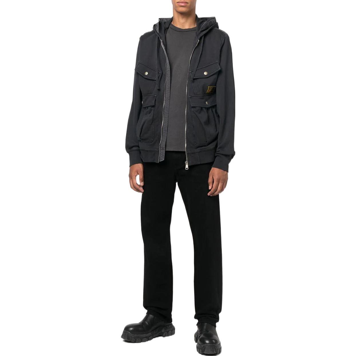 Lookbook DIESEL FW22 Jaket Bomber Hitam Dengan Hood dan Multi-Poket Zip-Up A063190LCAL-900