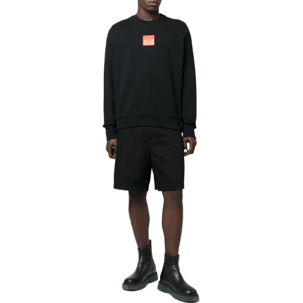 Lookbook Diesel FW22 Black Logo Patch Pullover Sweatshirt Long Sleeve A065610JFAV9XX