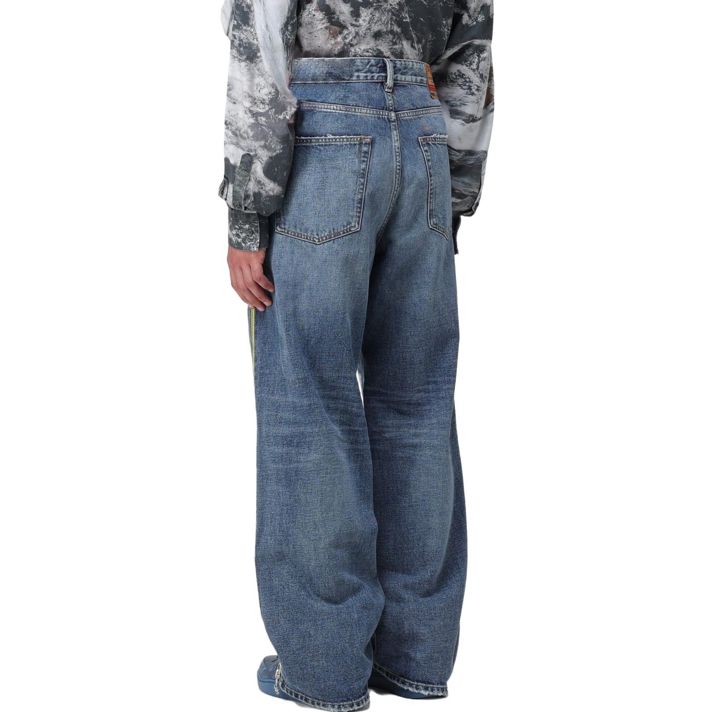 Shop DIESEL FW23 蓝色D-Rise侧拉链宽松喇叭牛仔裤 A11457007R9-01