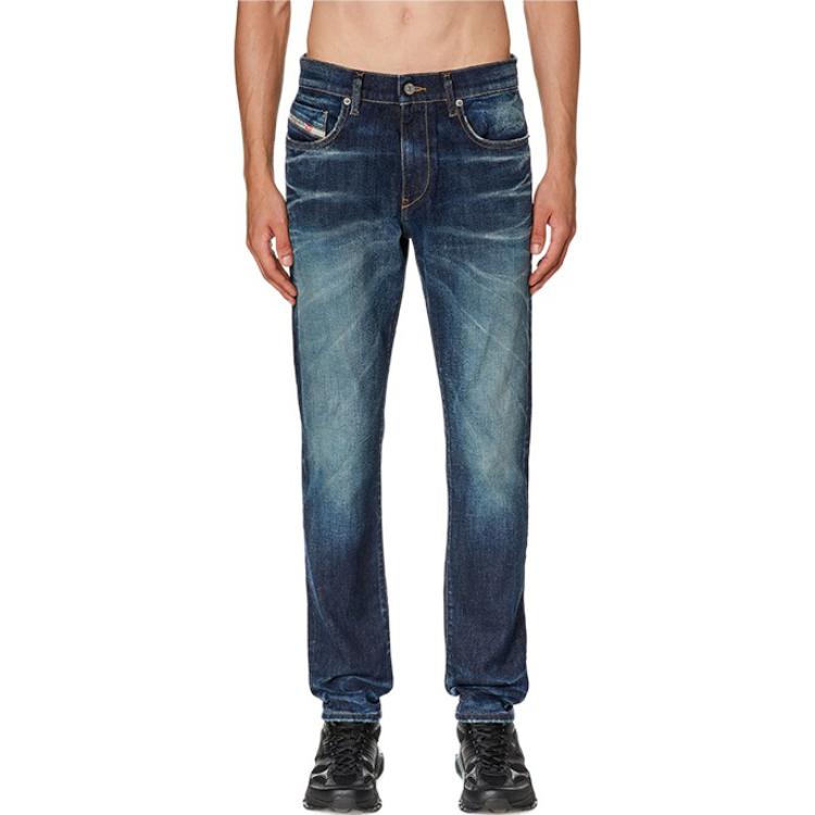 Lookbook DIESEL FW23 D-Strukt スリムストレート フィット ストレッチ デニム ジーンズ メンズ ダークブルー A0356209G29-01