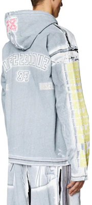 Diesel FW23 淺藍色長袖貼字設計運動衫 A117470QHAZ-9XXA Shop Diesel FW23 淺藍色長袖貼字設計運動衫 A117470QHAZ-9XXA