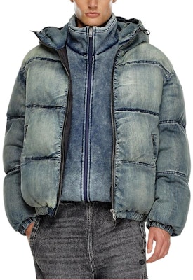 DIESEL FW24 Chaqueta de Algodón Azul Claro Desgastada con Capucha y Doble Cremallera. A145100SKAI-01 Purchase DIESEL FW24 Chaqueta de Algodón Azul Claro Desgastada con Capucha y Doble Cremallera. A145100SKAI-01