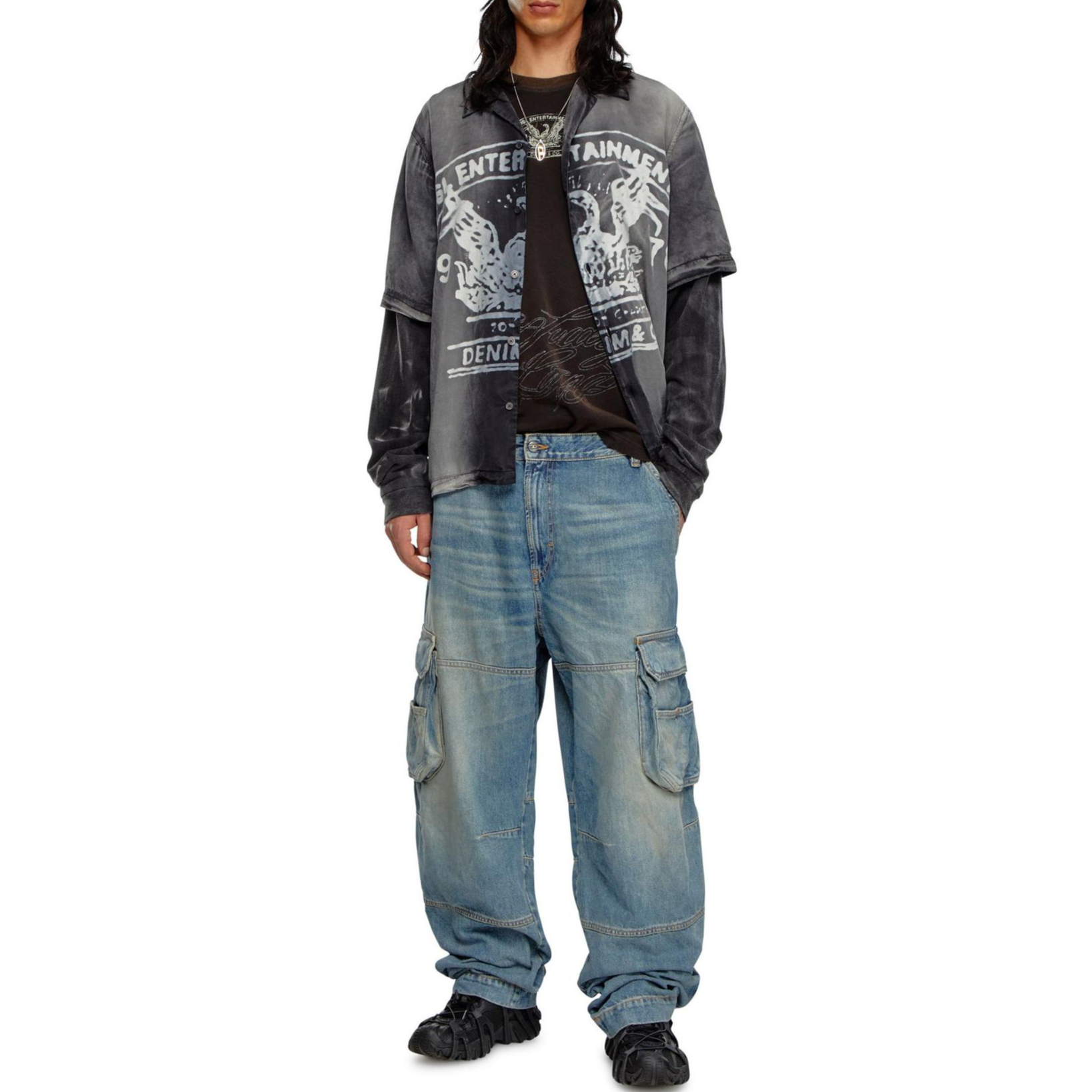 Lookbook DIESEL FW24 D-CARGO Seluar Jeans Biru Muda Lelaki Potongan Lurus Santai. A1283309J83-01