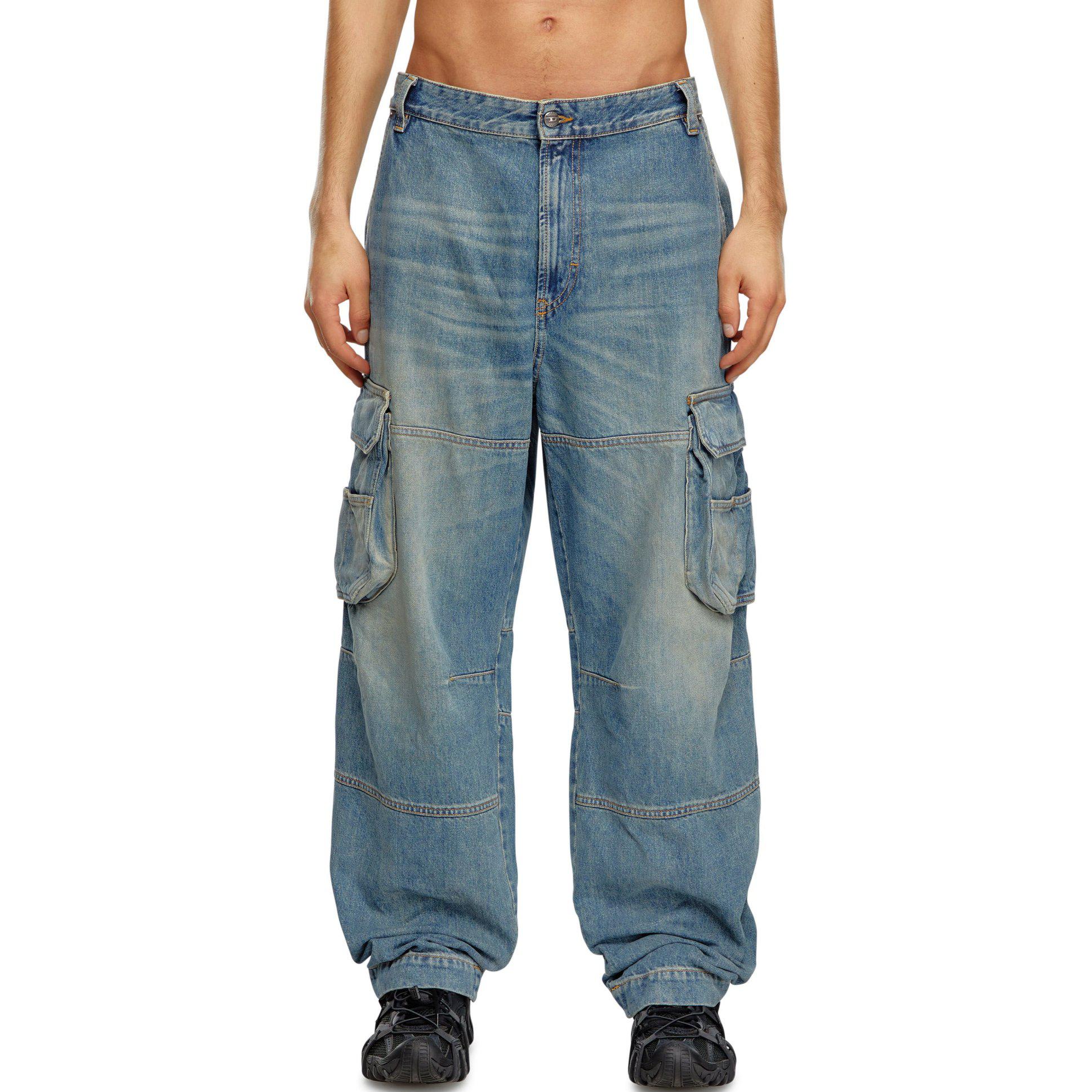 Shop DIESEL FW24 D-CARGO Seluar Jeans Biru Muda Lelaki Potongan Lurus Santai. A1283309J83-01