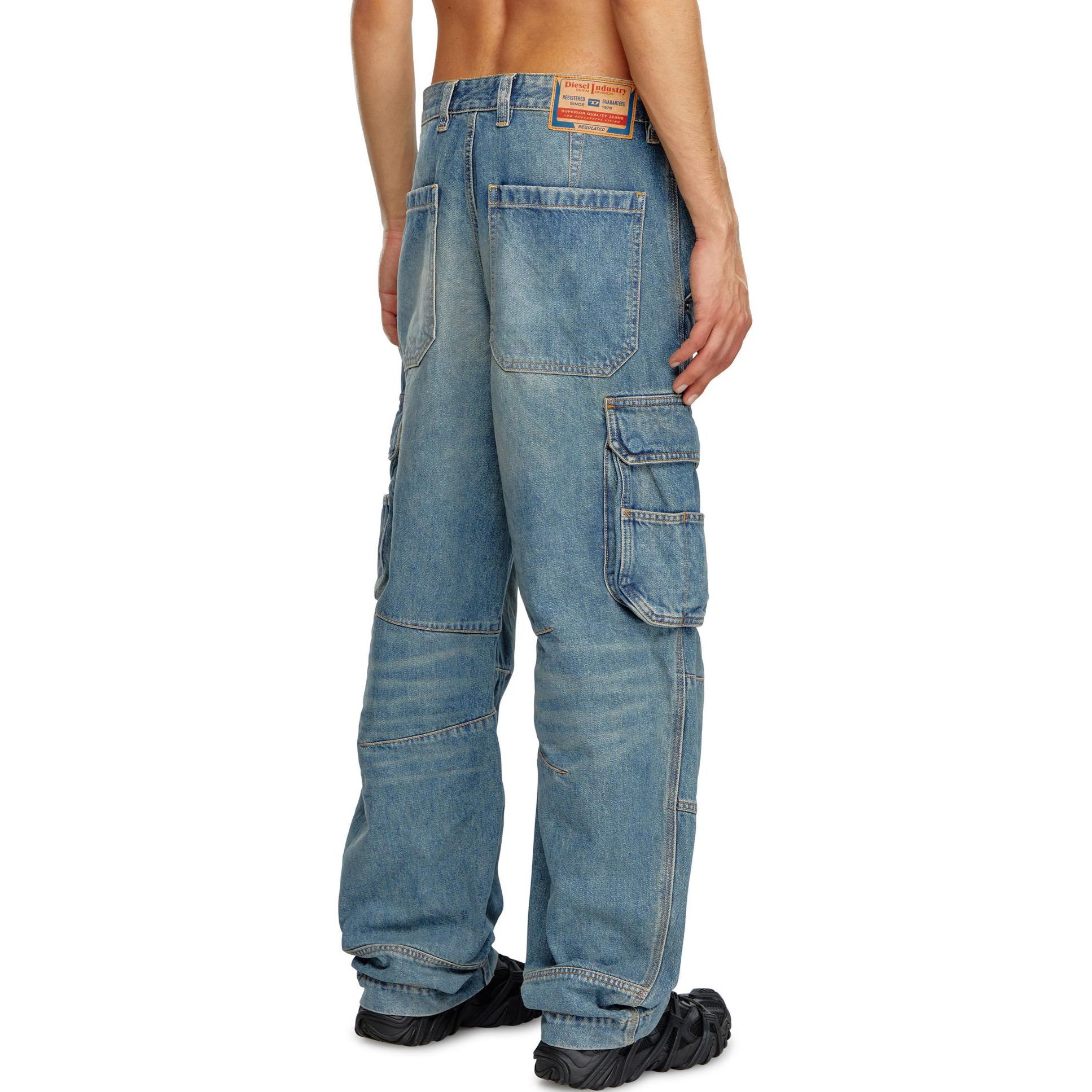 Purchase DIESEL FW24 D-CARGO Seluar Jeans Biru Muda Lelaki Potongan Lurus Santai. A1283309J83-01