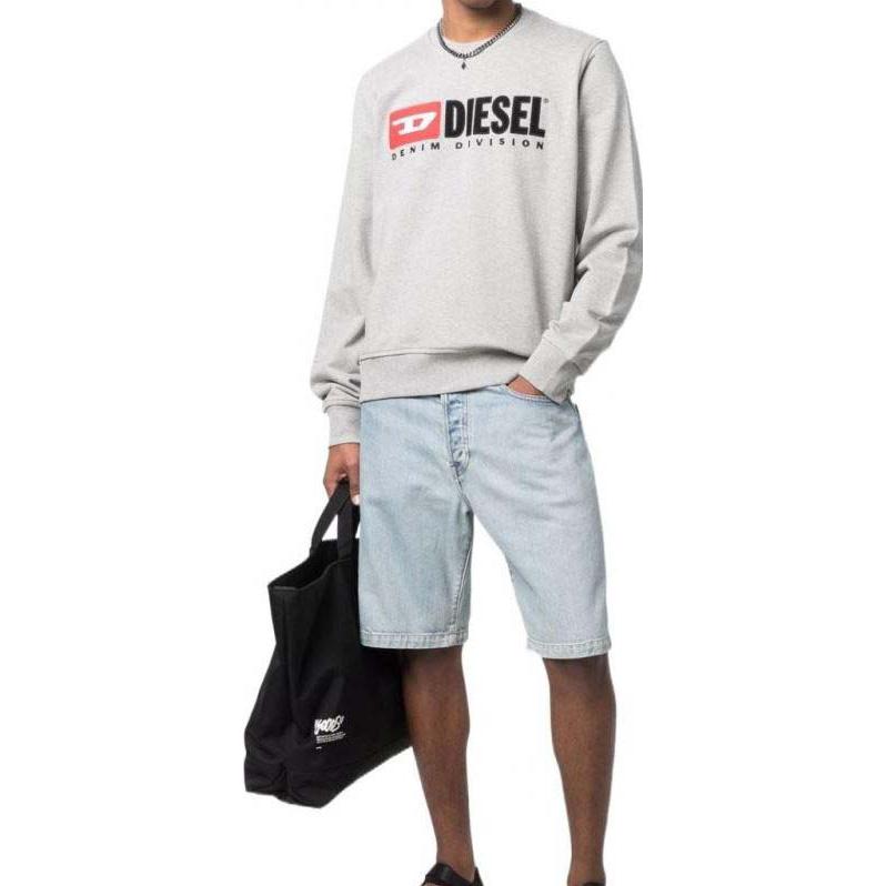 Lookbook Diesel SS22 Kelabu Crewneck Pullover Sweatshirt dengan Logo Huruf. A037580BAWT9CB13