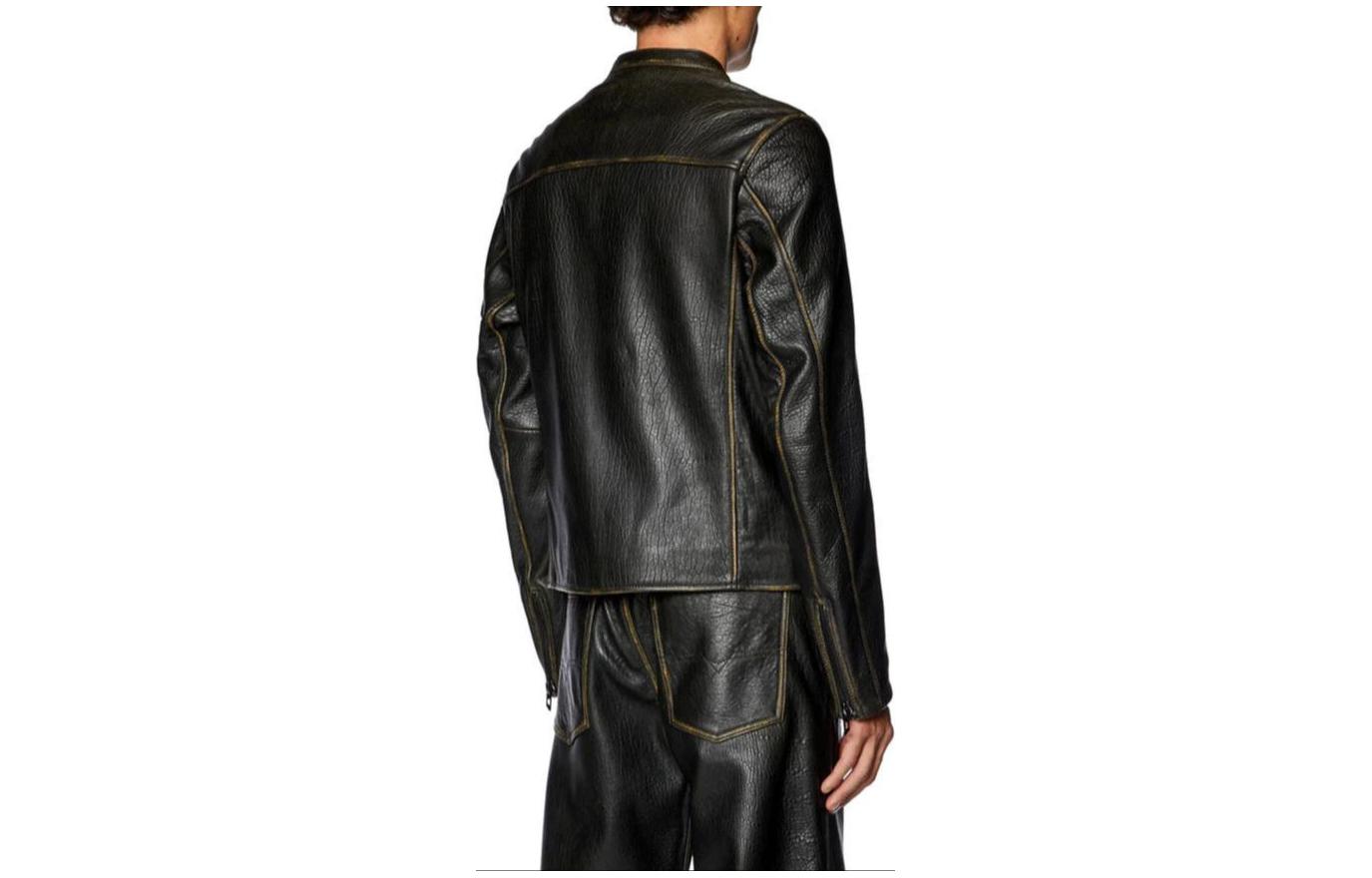 Lookbook DIESEL SS24 棕色D标志拉链真皮夹克宽松版型外套。 A119610CHAL-7BB