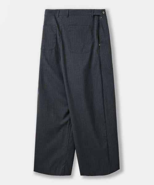 Lookbook Dimitri Black Adjust Two-Tuck Wide Slacks_Stripe Charcoal DBE7PL01CH