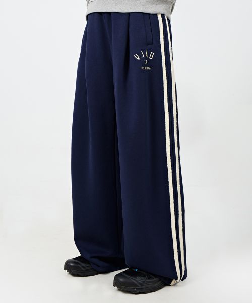 DIMITRI BLACK VLAD One Tuck Curved Track Sweatpants - Navy VBE8PL01NY
