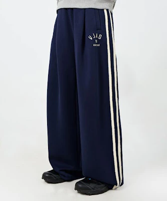 DIMITRI BLACK VLAD One Tuck Curved Track Sweatpants - Navy VBE8PL01NY Buy DIMITRI BLACK VLAD One Tuck Curved Track Sweatpants - Navy VBE8PL01NY
