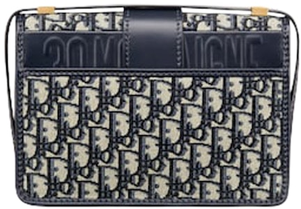 Tas Selempang Dior 30 Montaigne Oblique Jacquard Biru Lookbook Tas Selempang Dior 30 Montaigne Oblique Jacquard Biru