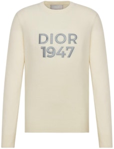 DIOR Sweater Beige Crew Neck dengan Cetakan Huruf Lengan Panjang. 413M653AT759-C088 Buy DIOR Sweater Beige Crew Neck dengan Cetakan Huruf Lengan Panjang. 413M653AT759-C088