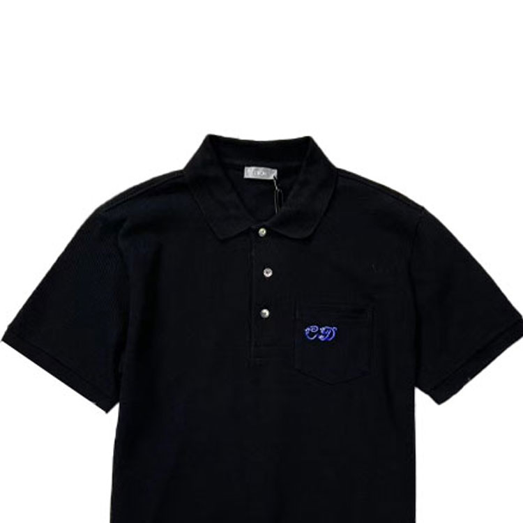 Shop DIOR Kaos Polo Hitam dengan Cetakan Huruf dan Kantong. 193J833A0455-908