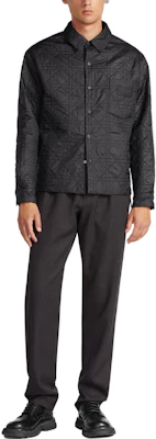 DIOR Chaqueta Negra de un Solo Botón con Cuello con Logo y Mangas Largas. 313C509AA767-C900 Shop DIOR Chaqueta Negra de un Solo Botón con Cuello con Logo y Mangas Largas. 313C509AA767-C900