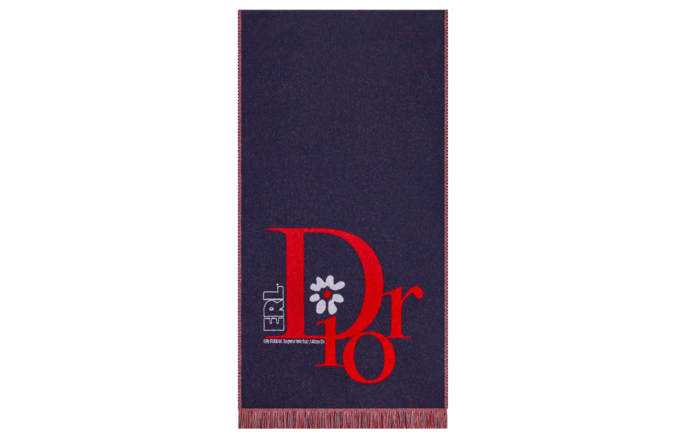 Purchase Dior  Blue Knitted Scarf - Warm, Comfortable, and Elegant. 31E0004A0794_C583