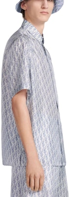 DIOR Kemeja Kasual Lengan Pendek Motif Logo Biru 193C545A5872-C580 Details for DIOR Kemeja Kasual Lengan Pendek Motif Logo Biru 193C545A5872-C580